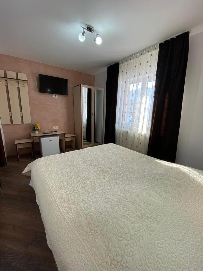 Pensiunea Casa Alexandra Vatra Dornei Bagian luar foto