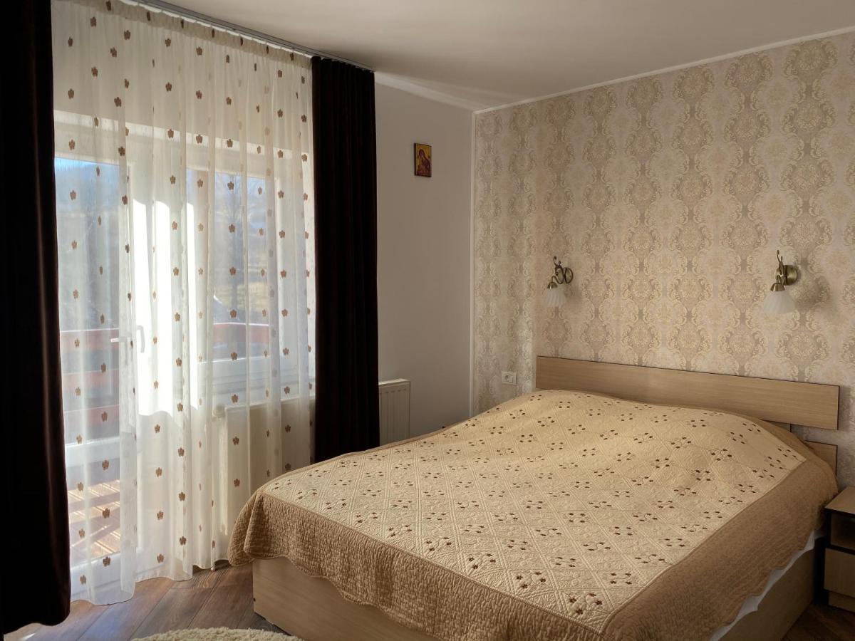 Pensiunea Casa Alexandra Vatra Dornei Bagian luar foto